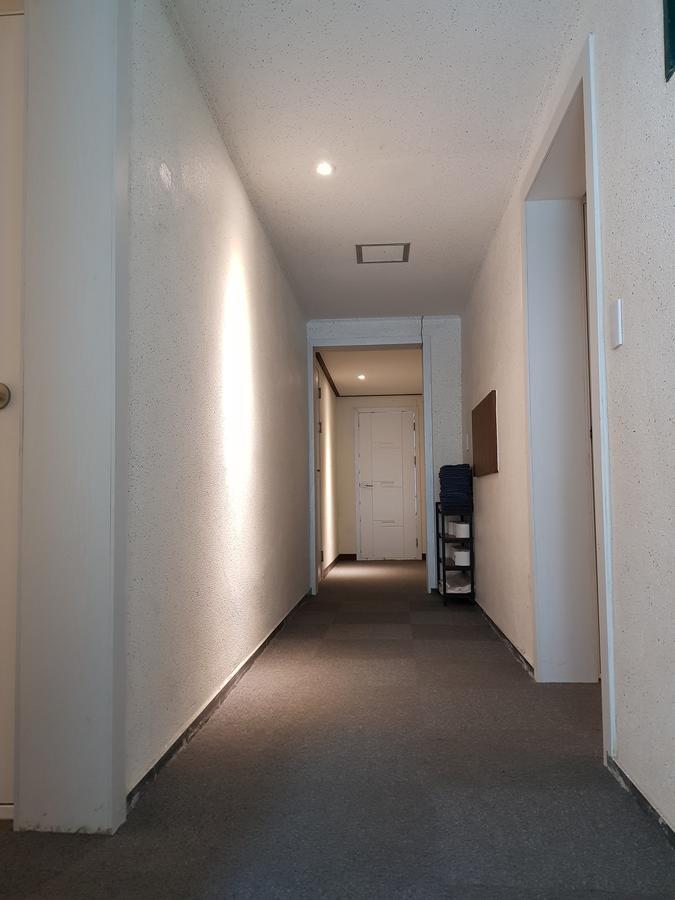 Take 1 Guesthouse Hongdae Seoul Exterior photo